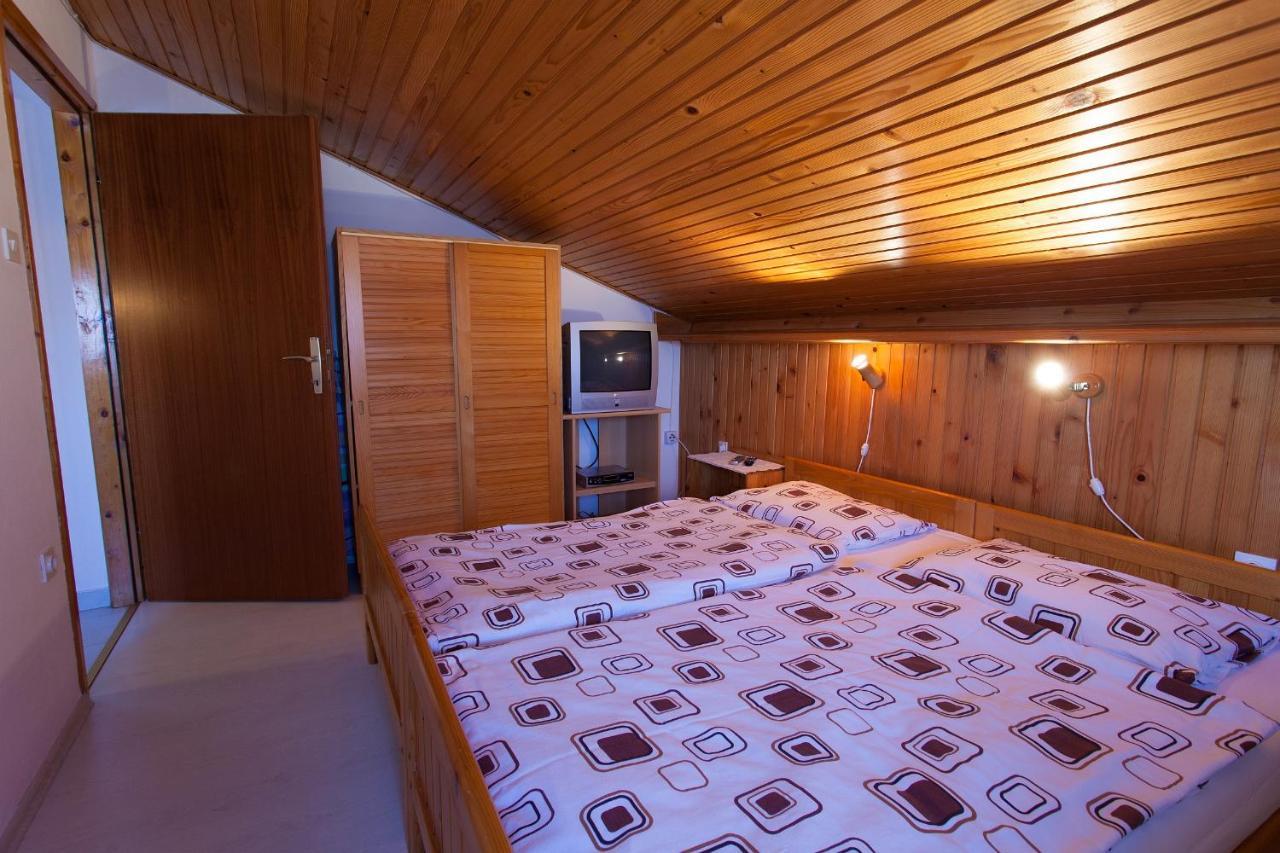 מאלינסקה Apartments Ljerka מראה חיצוני תמונה